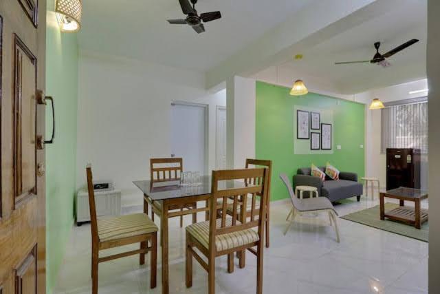Luxury 2Bhk Apartment Near Calangute Baga Beach With Pool ภายนอก รูปภาพ